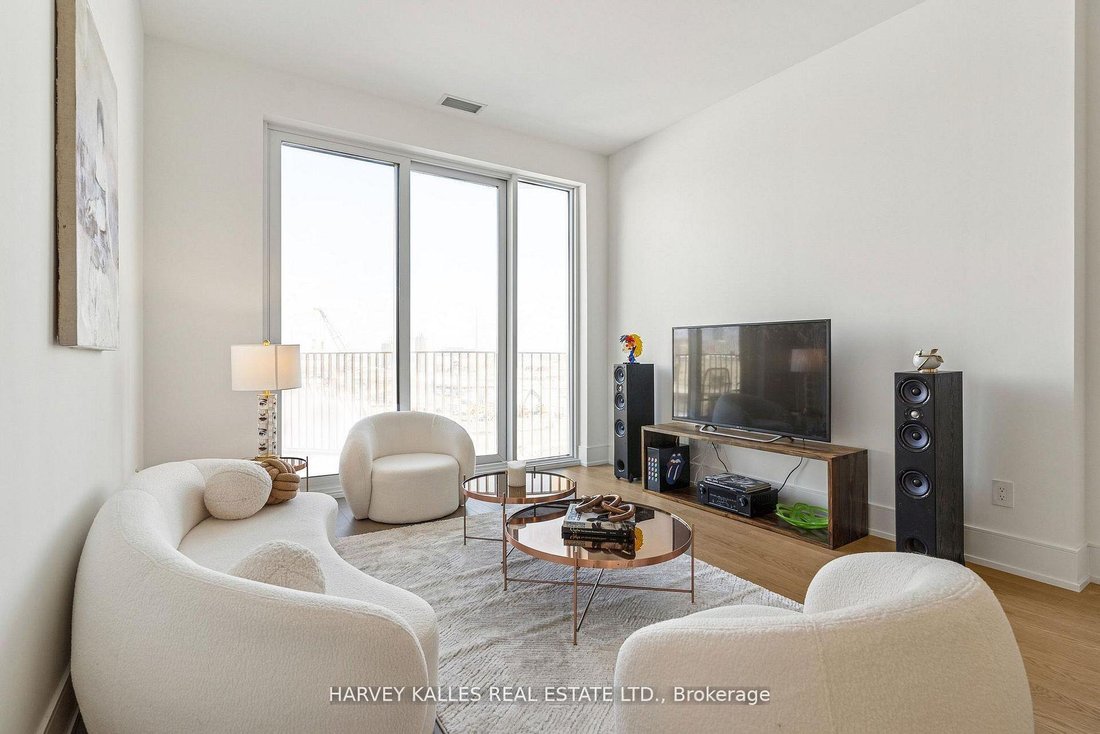 Condo in Toronto, Ontario, Canada 1 - 18124455