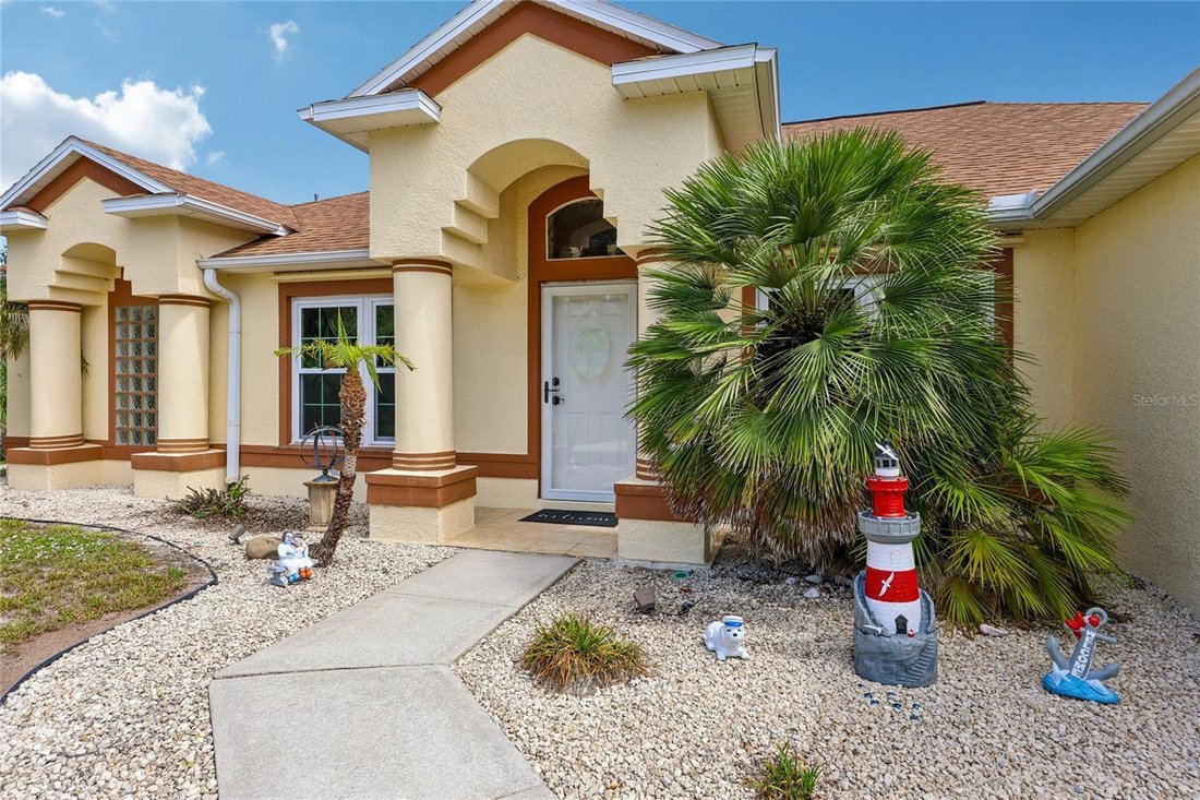 House in Cocoa, Florida, United States 3 - 18119059