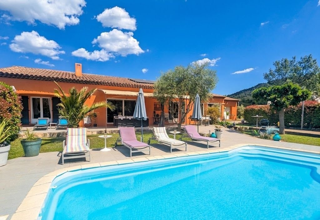 House in Salernes, Provence-Alpes-Côte d'Azur, France 1 - 18119376