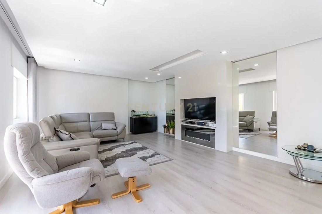 Apartment in Ramada e Canecas, Lisbon, Portugal 3 - 18123519