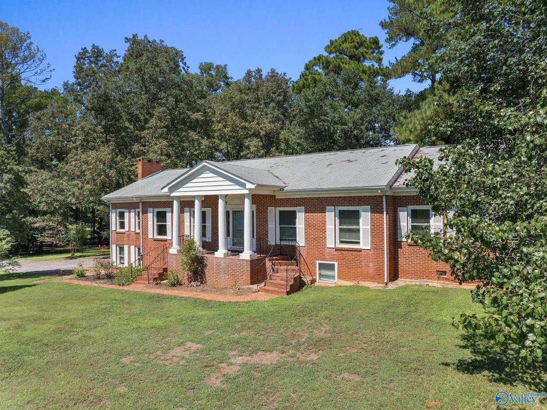 House in Florence, Alabama, United States 2 - 18121381