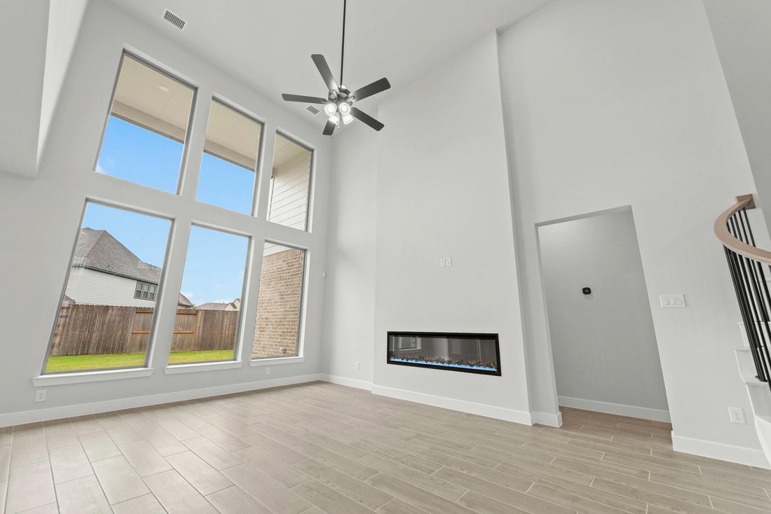 House in Tomball, Texas, United States 3 - 18122453