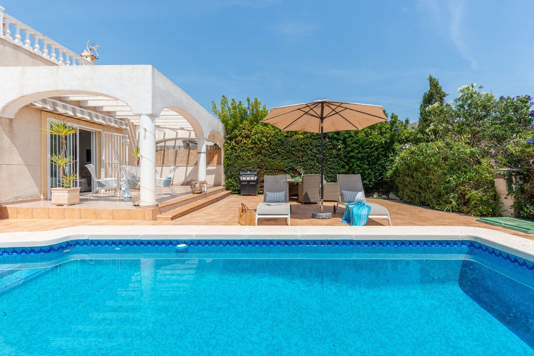 Chalet in el Campello, Valencian Community, Spain 1 - 18123730