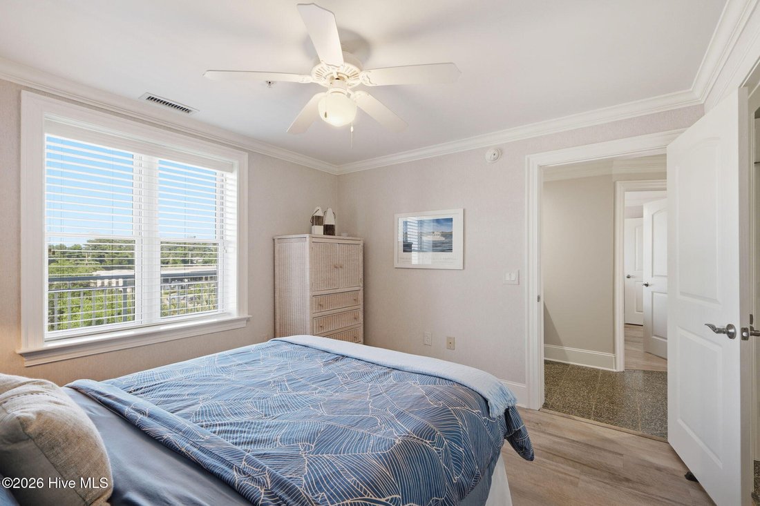 Condo in Morehead City, North Carolina, United States 4 - 18122717