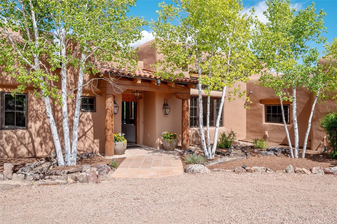 House in Santa Fe, New Mexico, United States 3 - 18084120