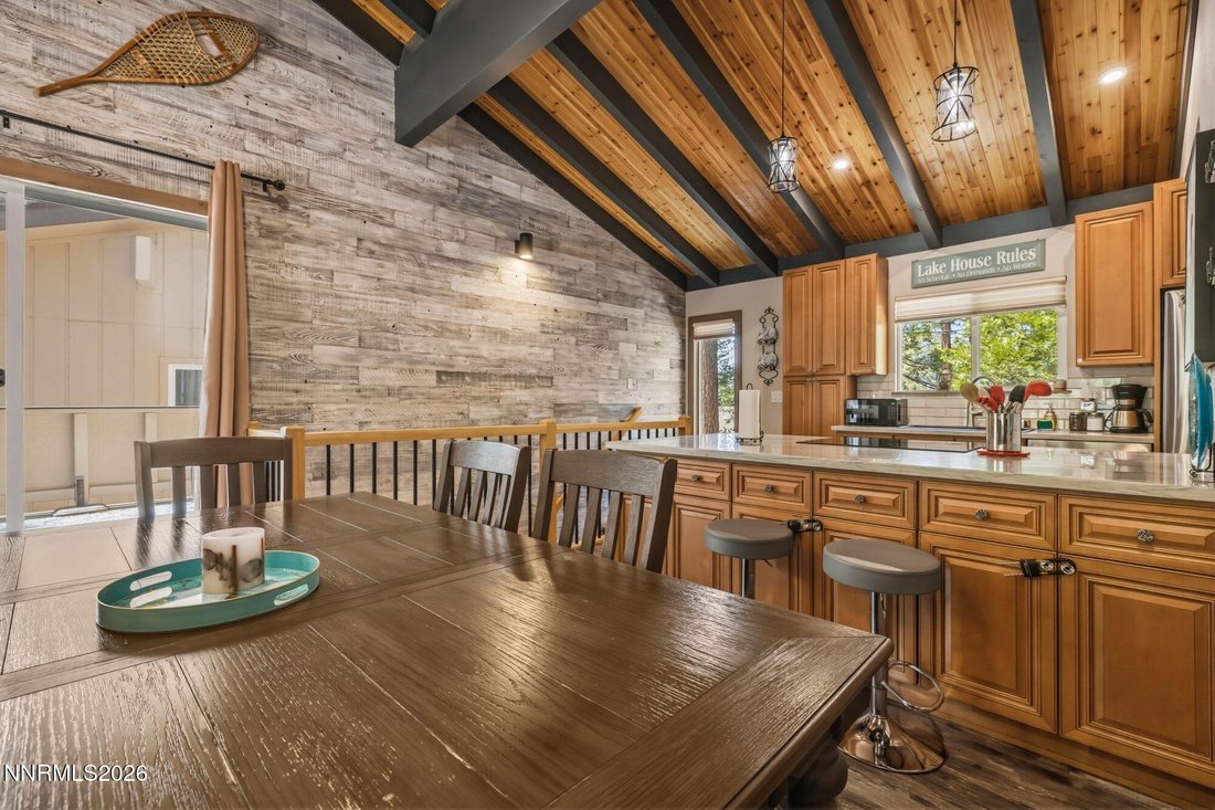 Condo in Incline Village, Nevada, United States 3 - 18121424
