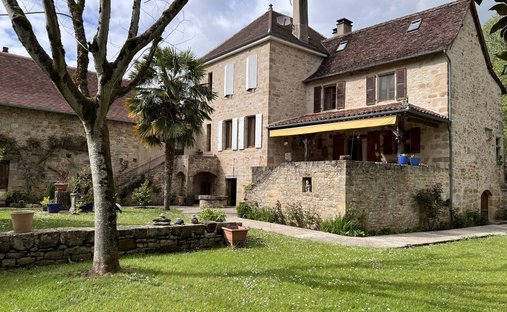 Magnificent Medieval Castle Overlooking The Lot Valley, With Swimming Pool, Outbuildings, Near Figea
