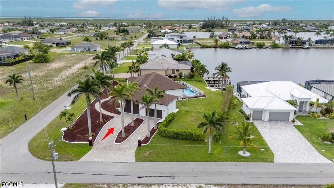 House in Cape Coral, Florida, United States 3 - 18121426