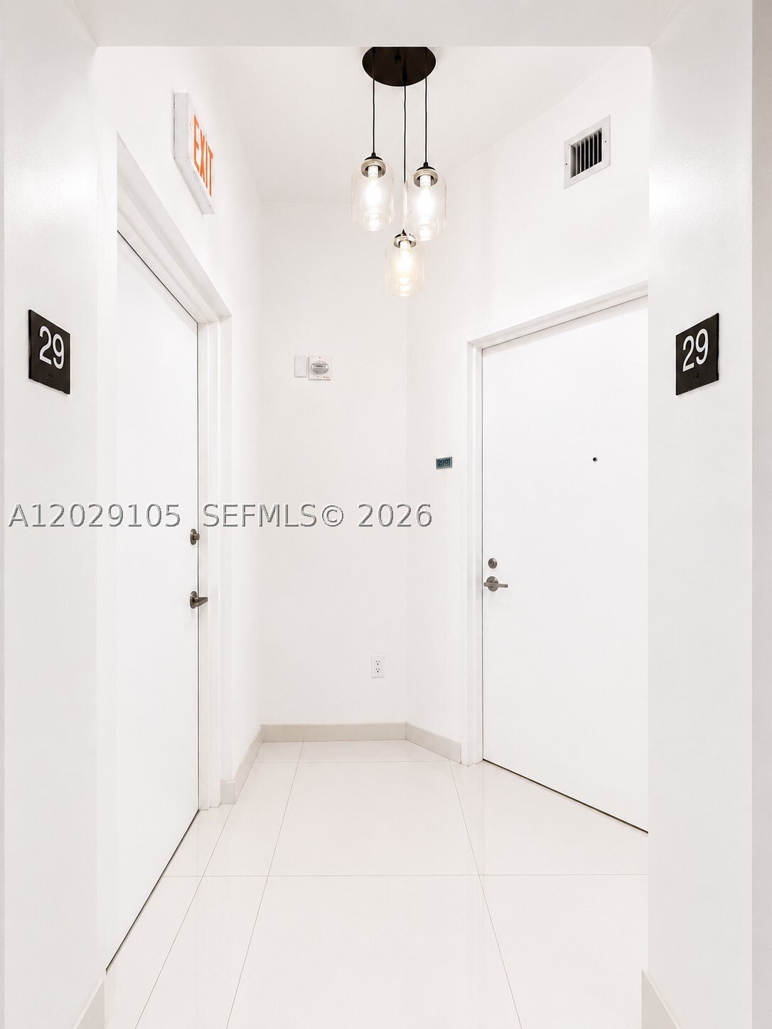 Condo in Miami, Florida, United States 4 - 18122974