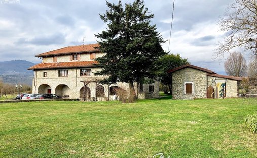 House in Filattiera, Tuscany, Italy 1
