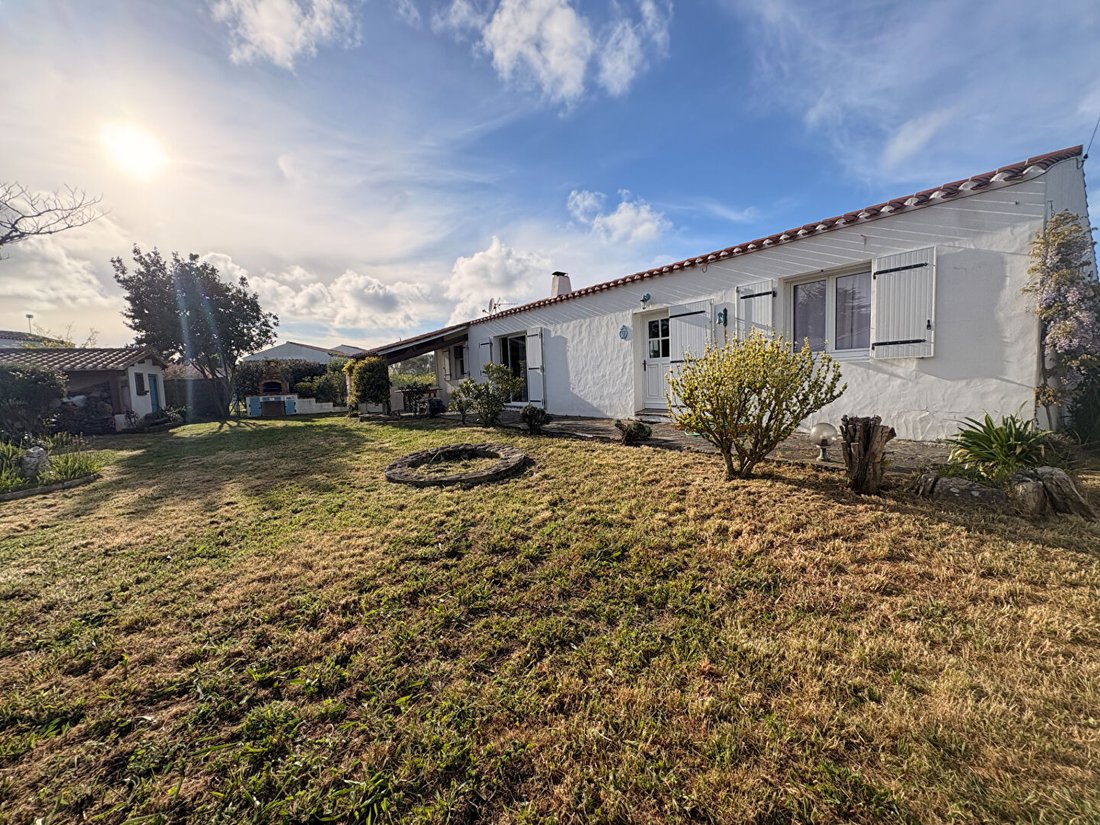 Villa in Sud Est, Ile d'Yeu, France 1 - 18124003