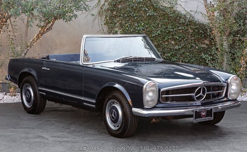Mercedes-Benz 280SL in Los angeles, ca 1