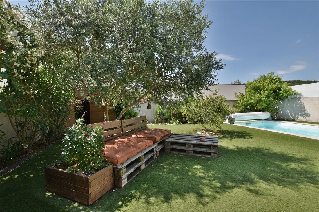 Villa in Calvisson, Occitania, France 3 - 18122345