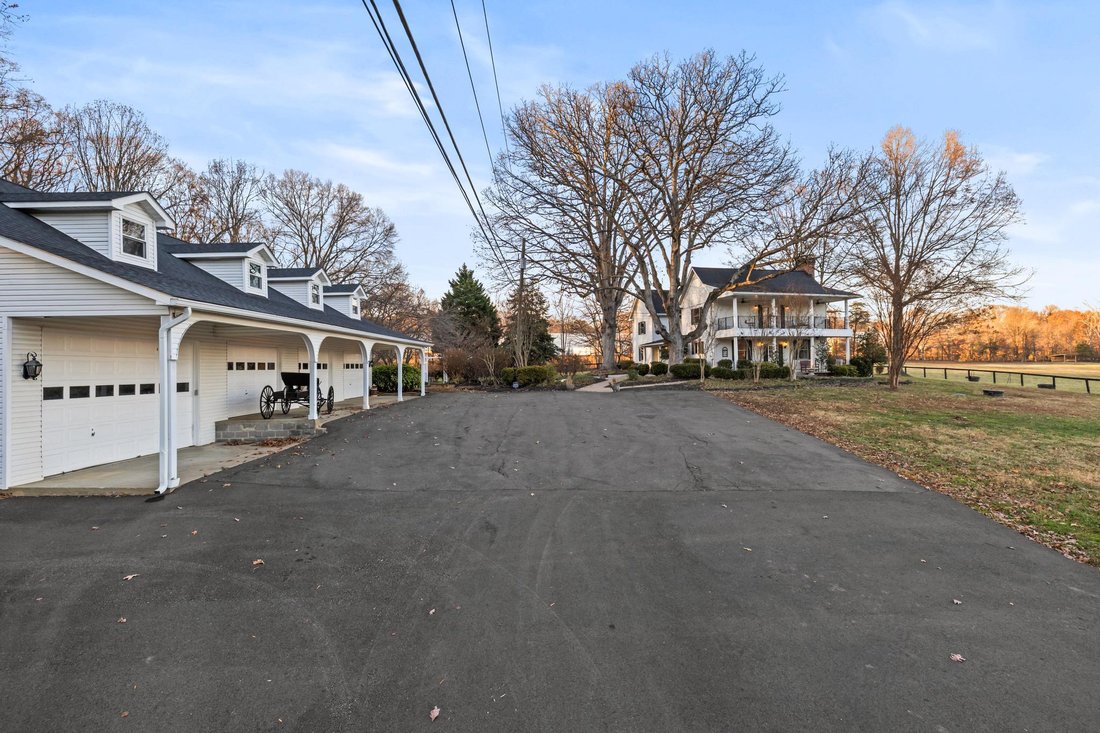 House in Lorton, Virginia, United States 2 - 18120440