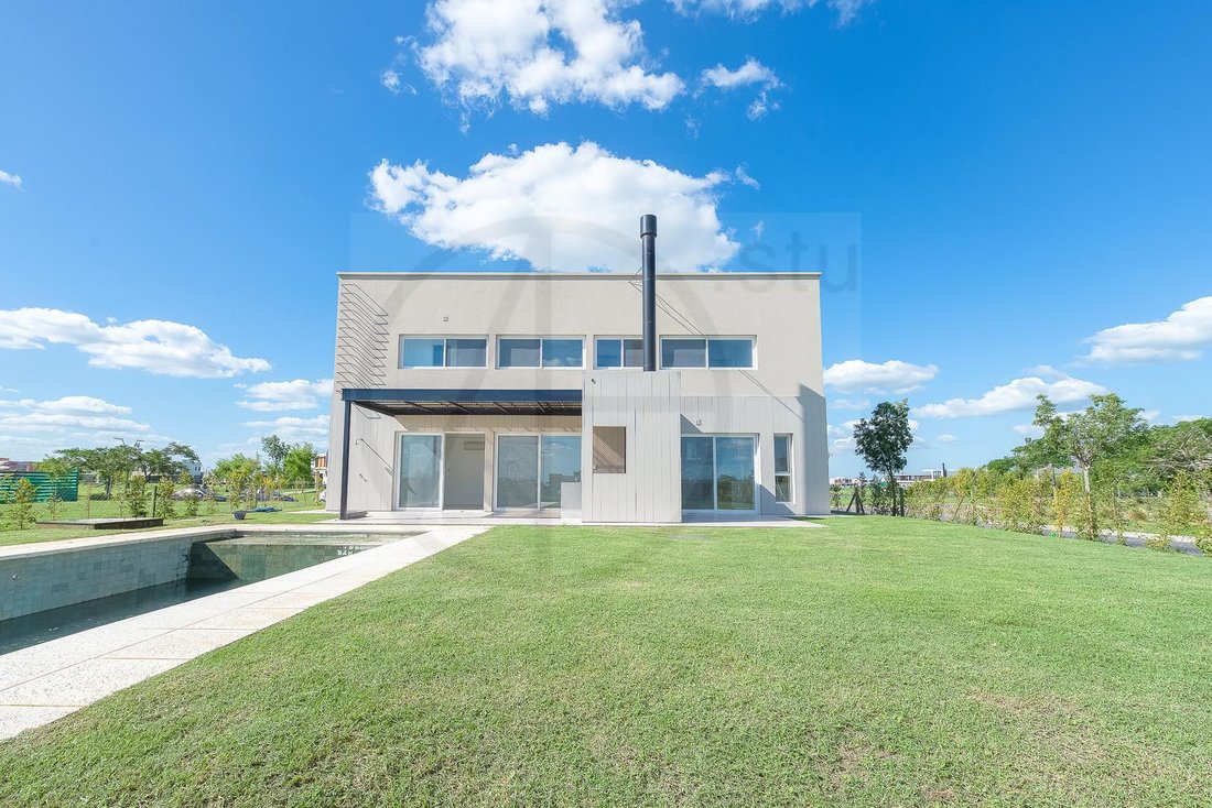 House in Belén de Escobar, Buenos Aires Province, Argentina 1 - 18120545