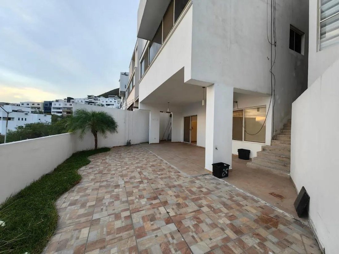 House in Monterrey, Nuevo Leon, Mexico 3 - 18120337