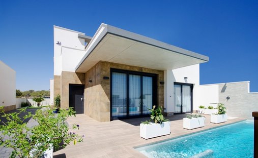 House in San Miguel de Salinas, Valencian Community, Spain 1