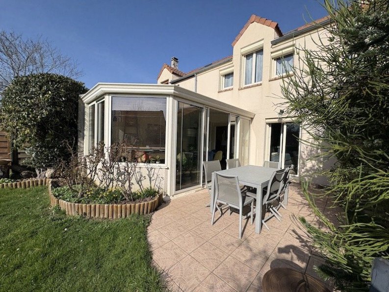 House in Toussus-le-Noble, Ile-de-France, France 1 - 18119387