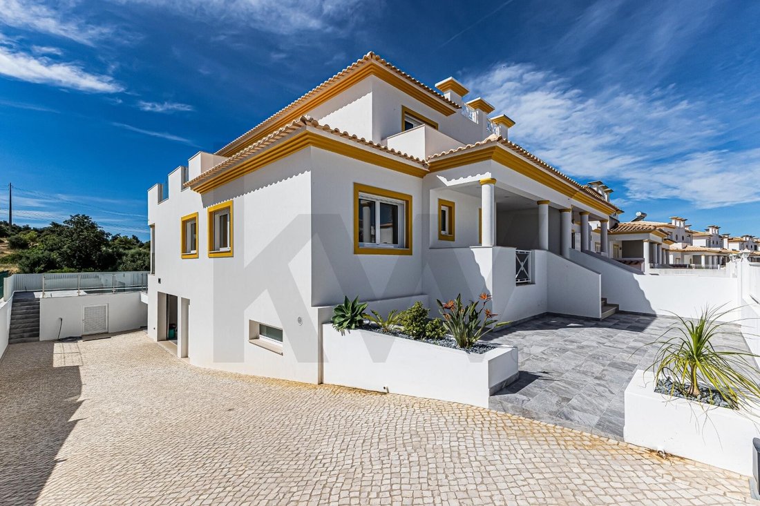 House in Olhos de Agua, Algarve, Portugal 4 - 18119044
