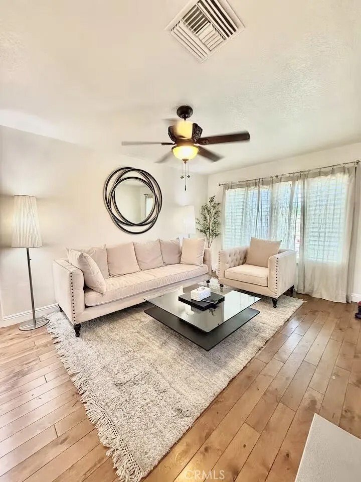 Condo in Monterey Park, California, United States 3 - 18066337