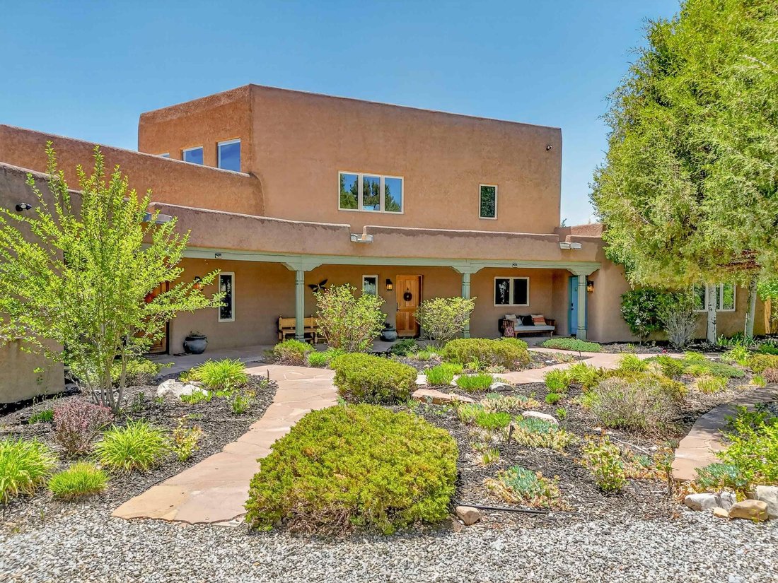 House in El Prado, New Mexico, United States 1 - 18121215