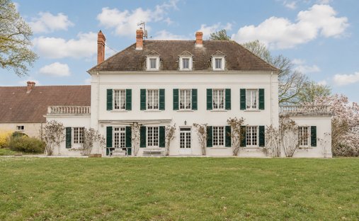 House in Zone Portuaire-Le Boichot, Dole, France 1