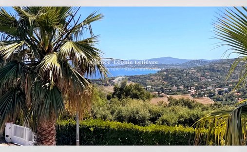 Villa in Les Issambres, Roquebrune-sur-Argens, France 1