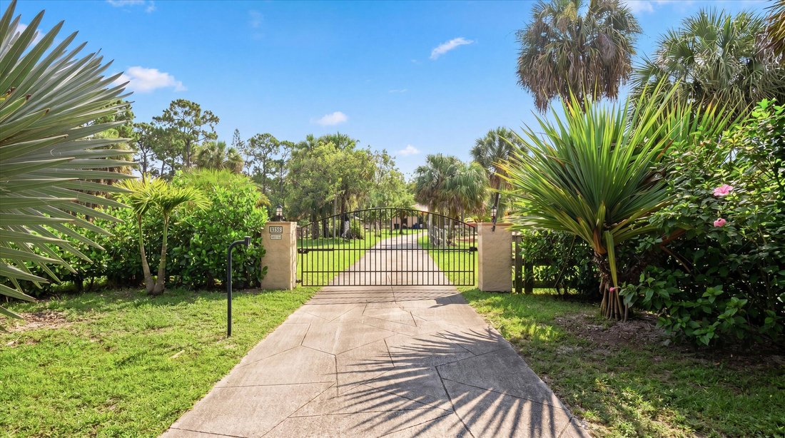 House in The Acreage, Florida, United States 2 - 18120956