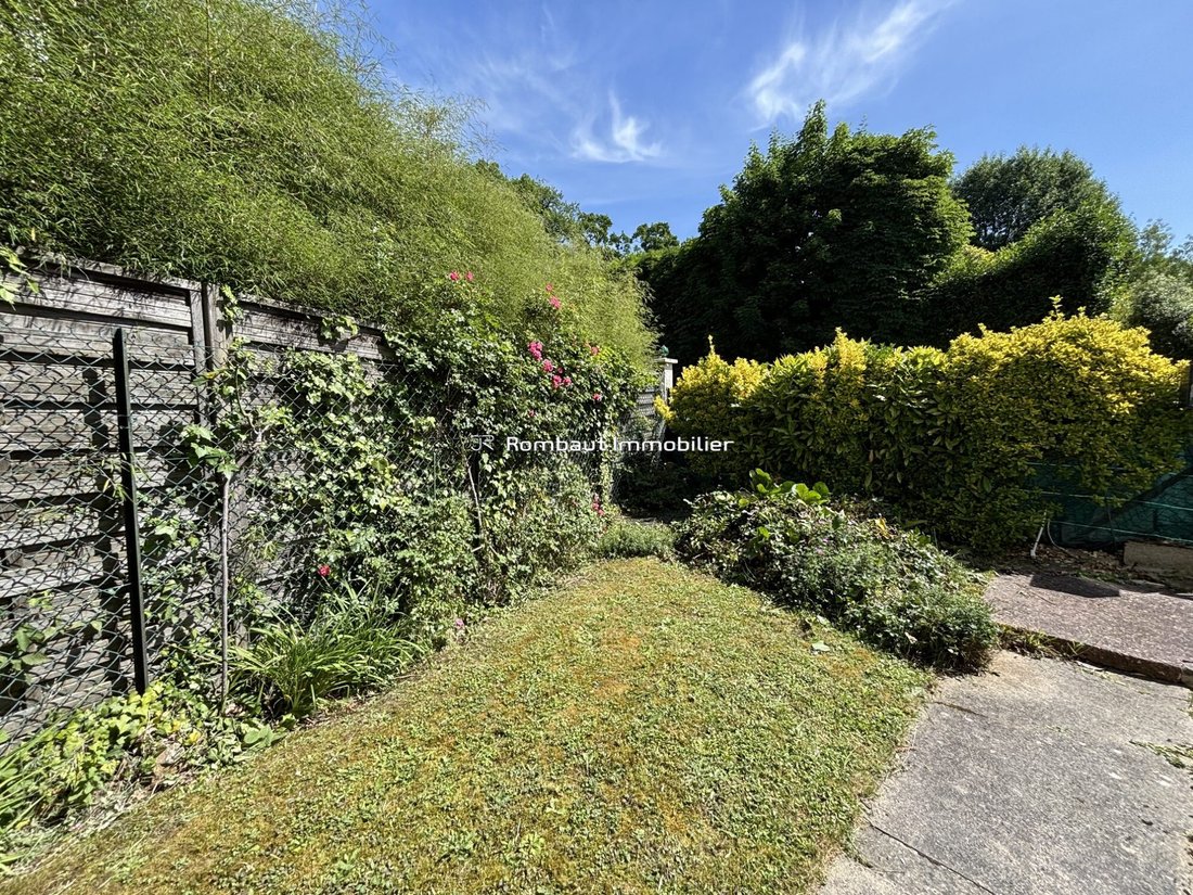 House in Bourg-La Feuillaume Nord, La Celle-Saint-Cloud, France 3 - 18124694
