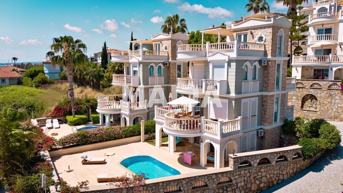 Villa in Alanya, Antalya, Turkey 2 - 18121425