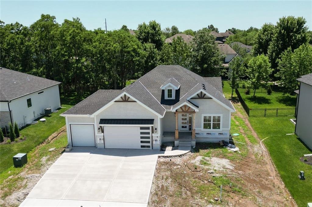 House in Lake Lotawana, Missouri, United States 1 - 16887627