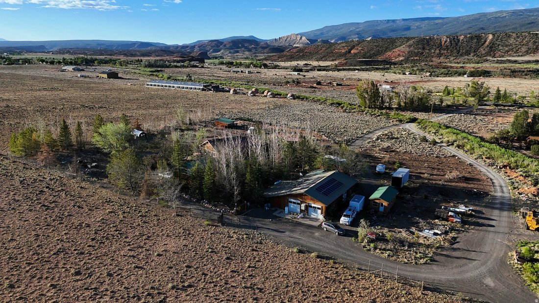 House in Torrey, Utah, United States 3 - 18121737