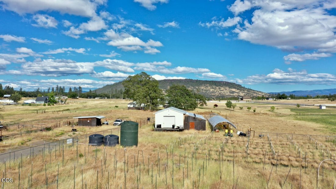 House in Medford, Oregon, United States 2 - 18123282