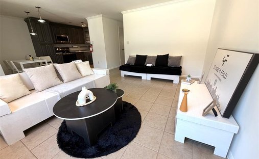 Condo in Englewood, New Jersey, United States 1