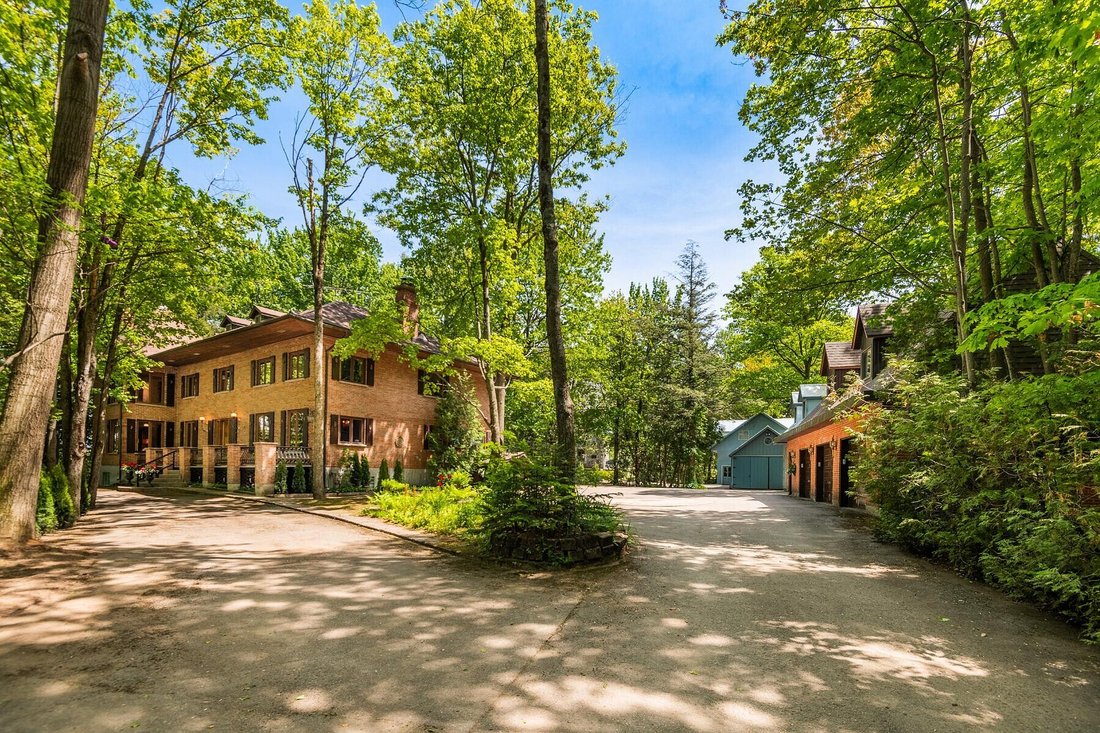 House in Sainte-Anne-des-Plaines, Quebec, Canada 5 - 18123422