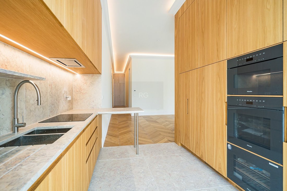 Apartment in Santo Antonio, Lisbon, Portugal 4 - 17983653