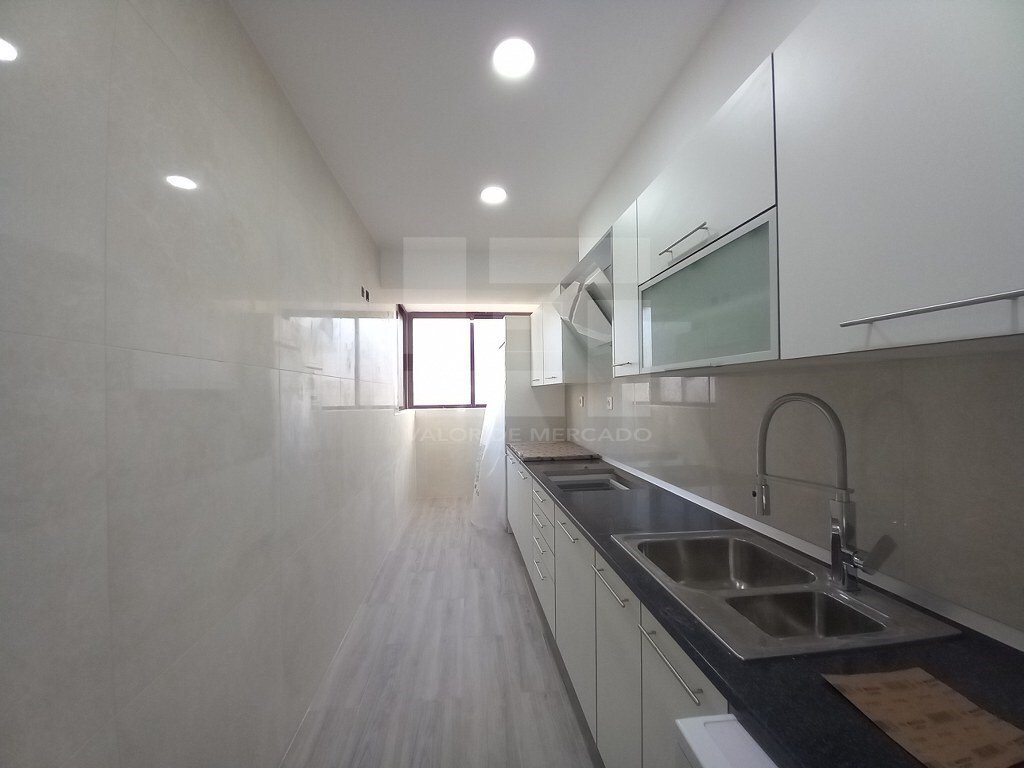 Apartment in Costa da Caparica, Setubal, Portugal 2 - 18123846
