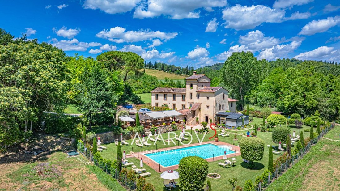 Villa in Monteriggioni, Tuscany, Italy 1 - 18120037