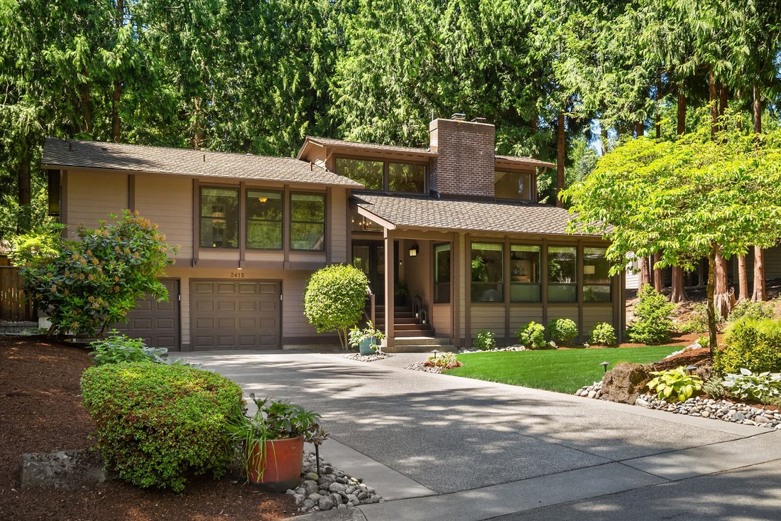 House in Sammamish, Washington, United States 2 - 18120827