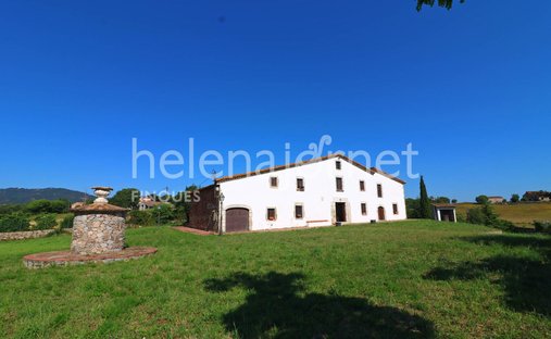 Landhaus in Tordera, Katalonien, Spanien 1