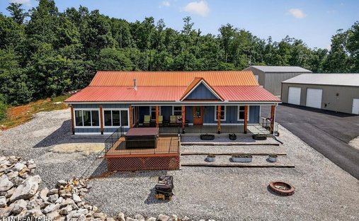 House in Livingston, Tennessee, United States 1