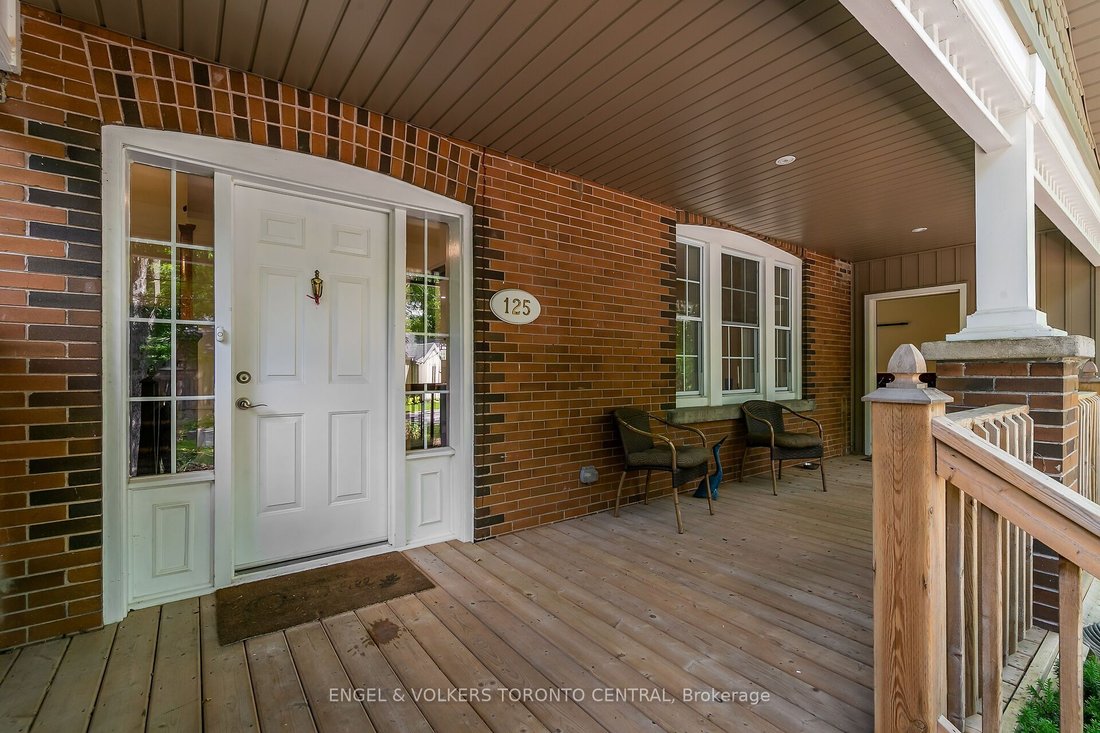 House in Rockwood, Ontario, Canada 3 - 18123588