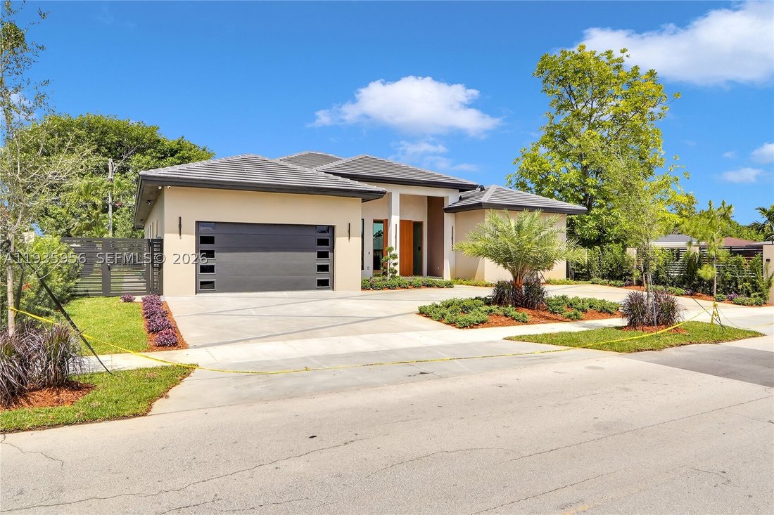 House in Miami, Florida, United States 1 - 16858518