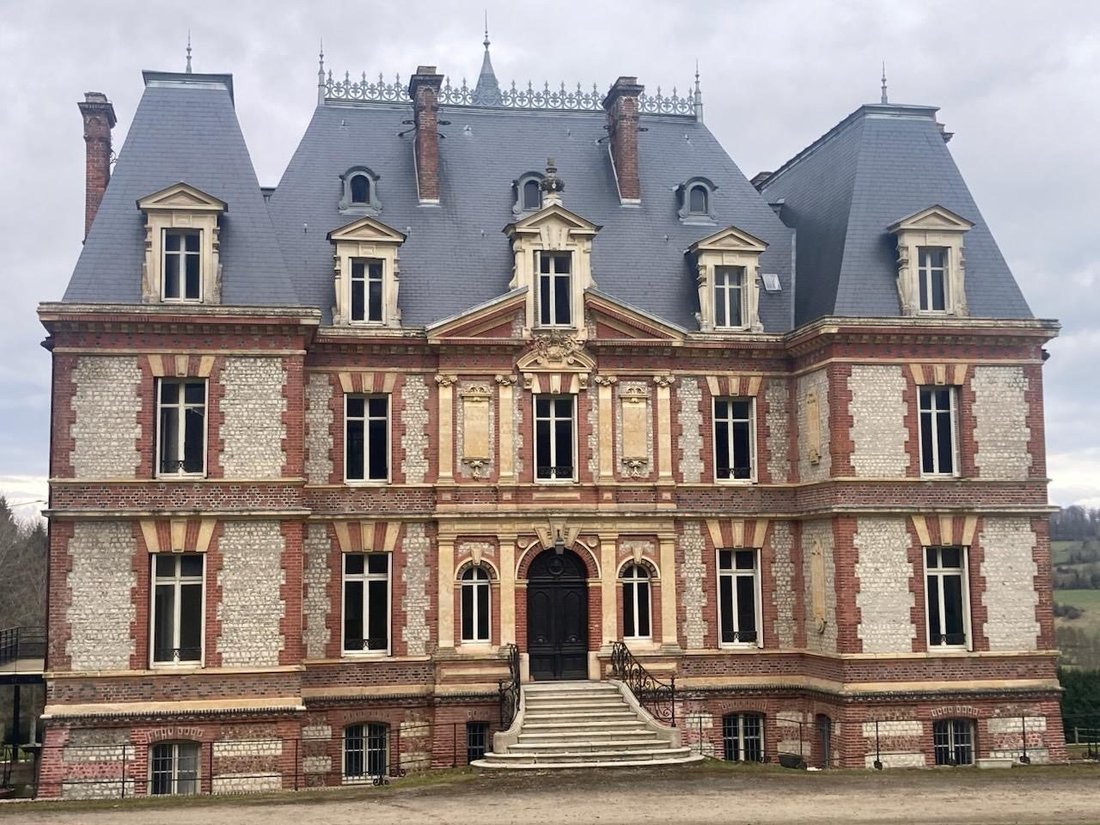 Chateau in Livarot, Livarot-Pays-d'Auge, France 1 - 18124646