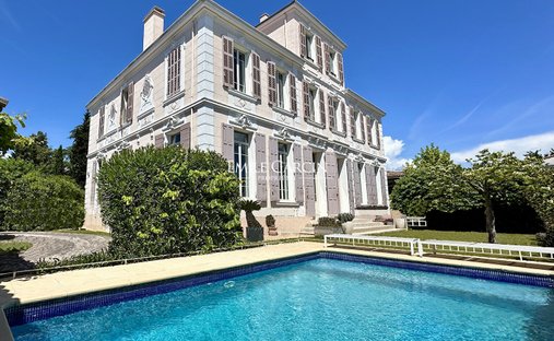 Villa in Saint Julien, Marseille, Provence-Alpes-Côte d'Azur 1