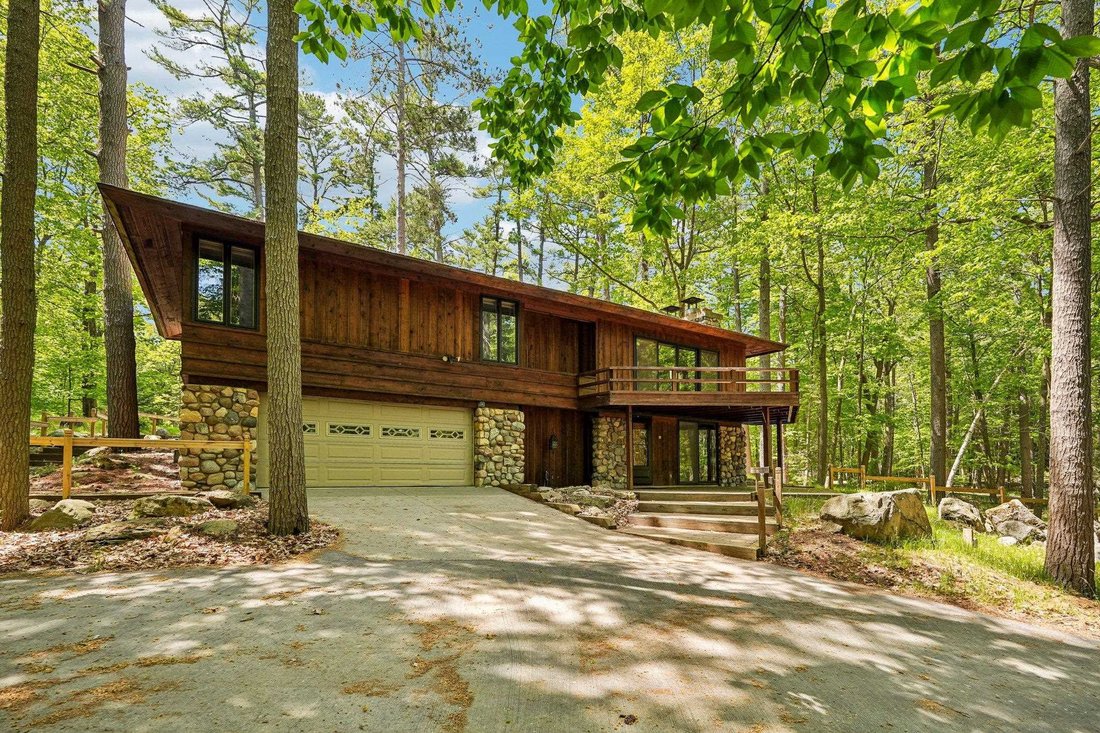 House in Sheboygan, Wisconsin, United States 4 - 18121354