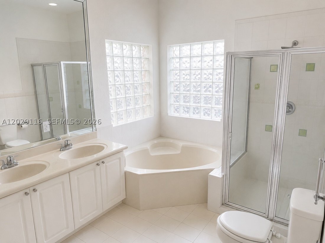 House in West Miami, Florida, United States 5 - 18065931