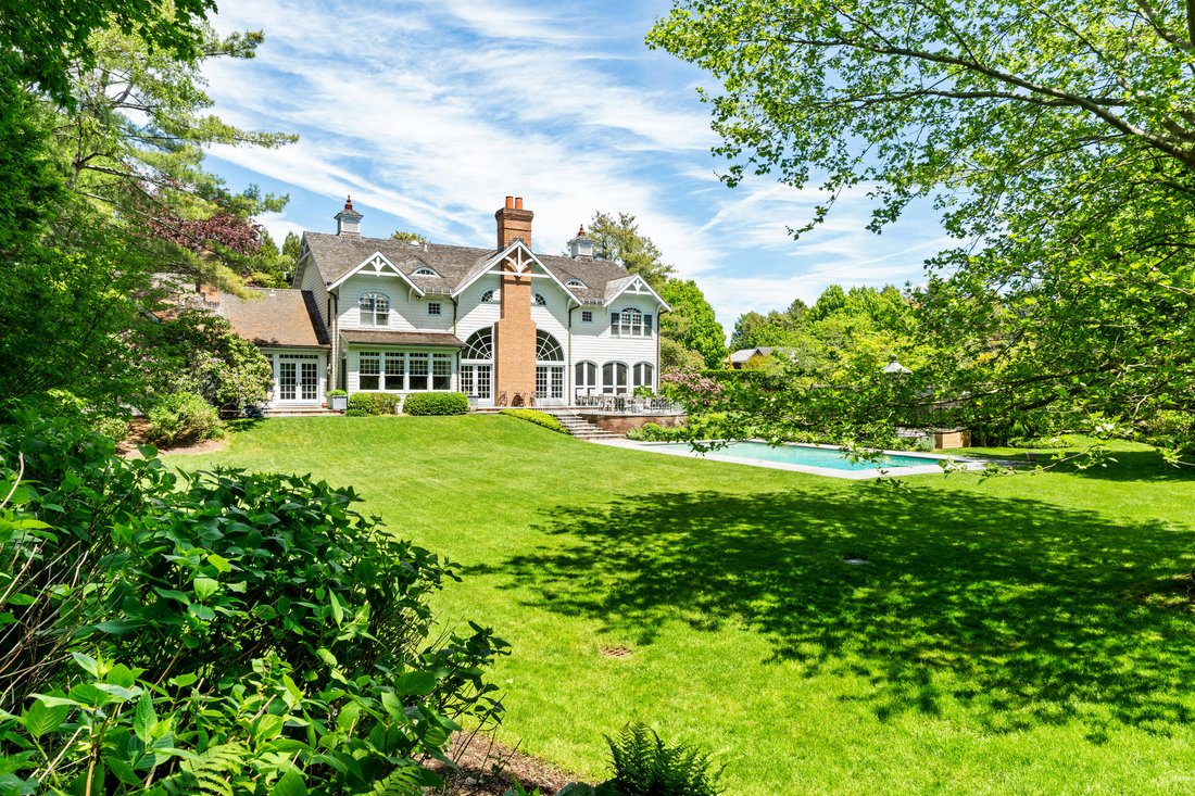 East Hampton, New York, United States 1 - 15878314
