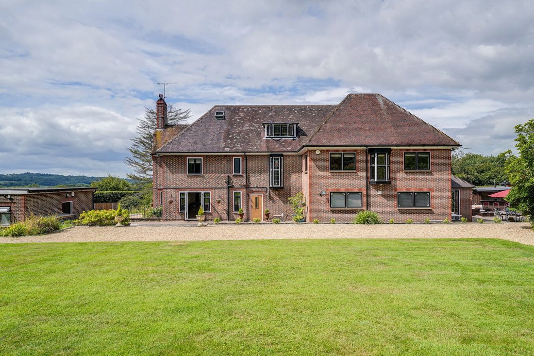 Maison à Saint Hill, East Grinstead, Angleterre 1 - 18124731