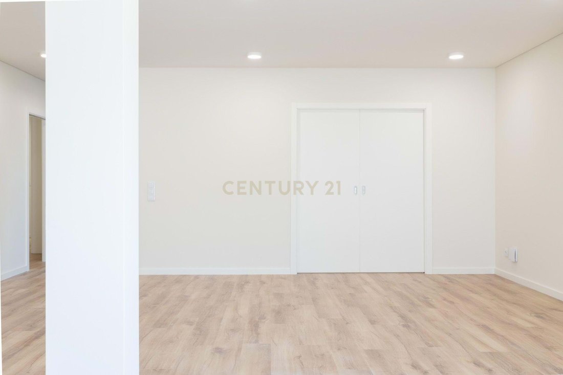 Apartment in Santa Clara, Lisbon, Portugal 2 - 18038545